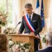 conseils pratiques pour préparer un discours émouvant et approprié du maire lors d'une cérémonie de mariage, incluant des idées pour captiver l'audience et célébrer les mariés.