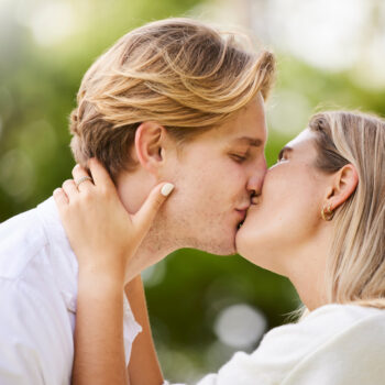 bisous d'amour bisous d'amour