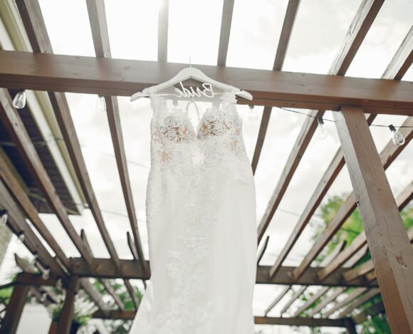 Elegant wedding dress