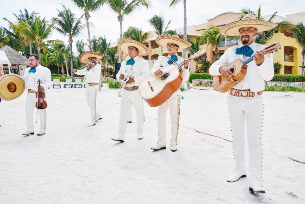 musicien traditionnel mexicain 